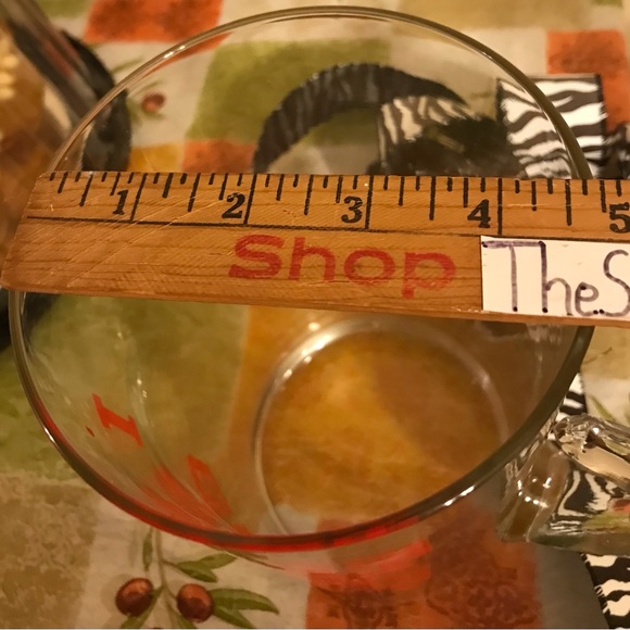 A clear pitcher “I BET YOU CAN’T” - Picture 6 of 7